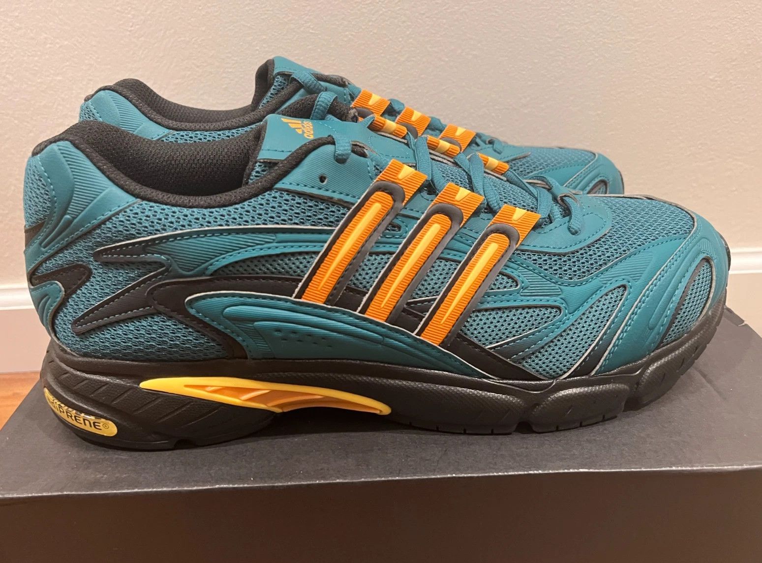 Adidas Temper Run 2 Size US 13 / EU 46 - 1 Thumbnail