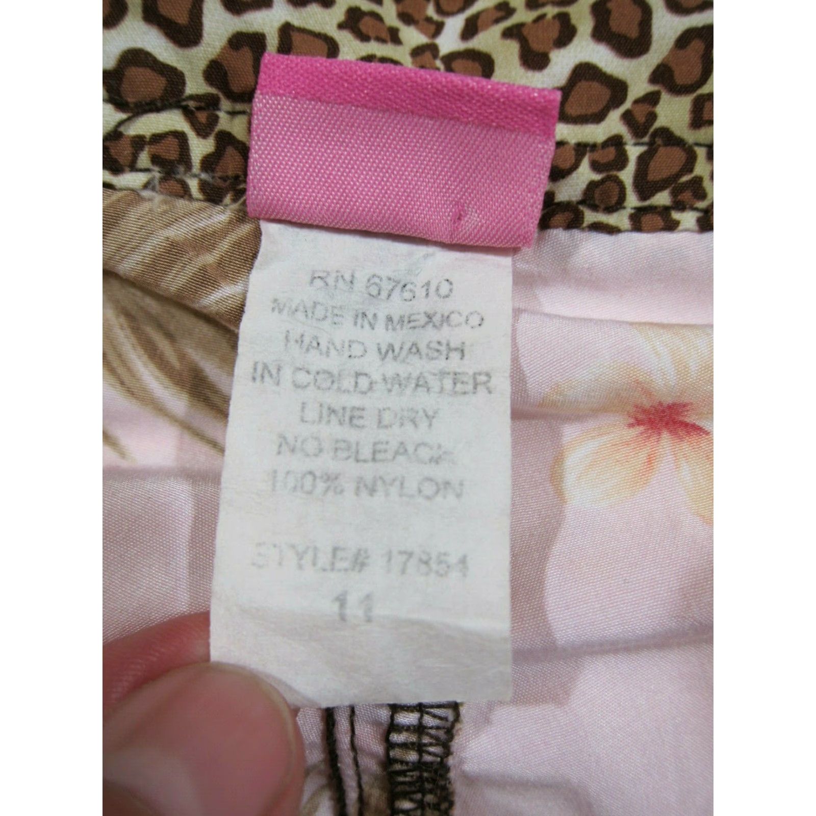 Pinko Pink Sands 100% Nylon Pink Hawaiian Floral Swim Beach Short Junior 11 M Womens Pink Floral Hawaiian 34" waist Array Size 24" / US 00 / IT 34 - 6 Thumbnail