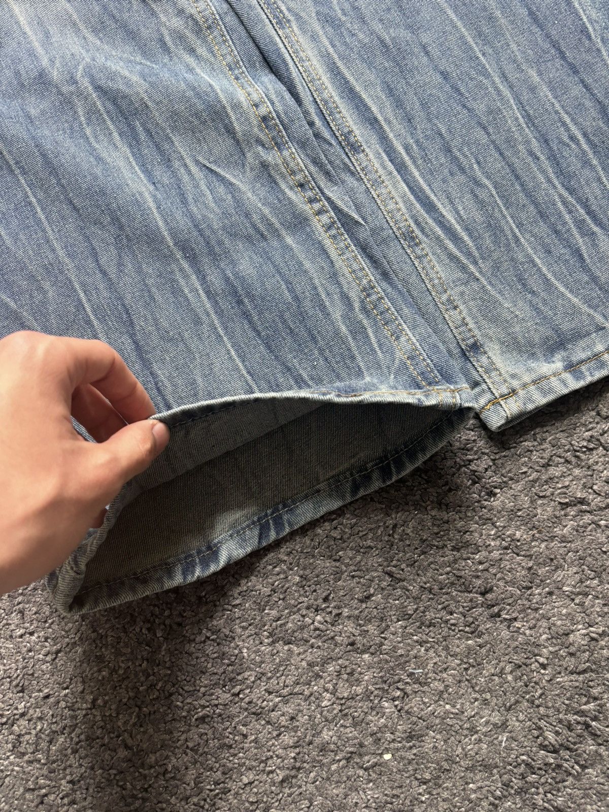 Jean × Vintage Vintage very rare wide leg electric thunder blue baggy jeans Size US 33 - 10 Thumbnail