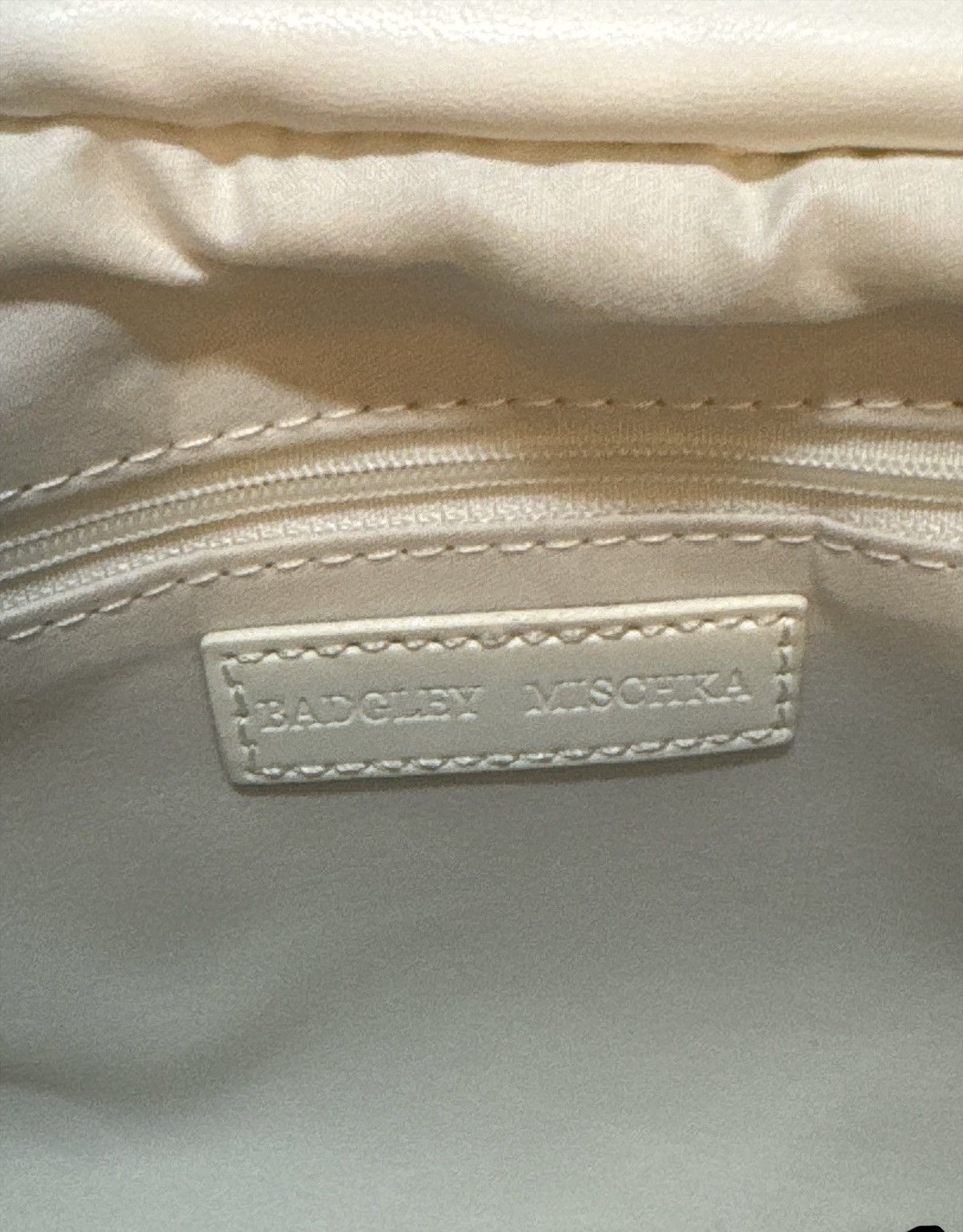 Badgley Mischka Badgley Mischka Cream Clutch Purse Size ONE SIZE - 6 Thumbnail