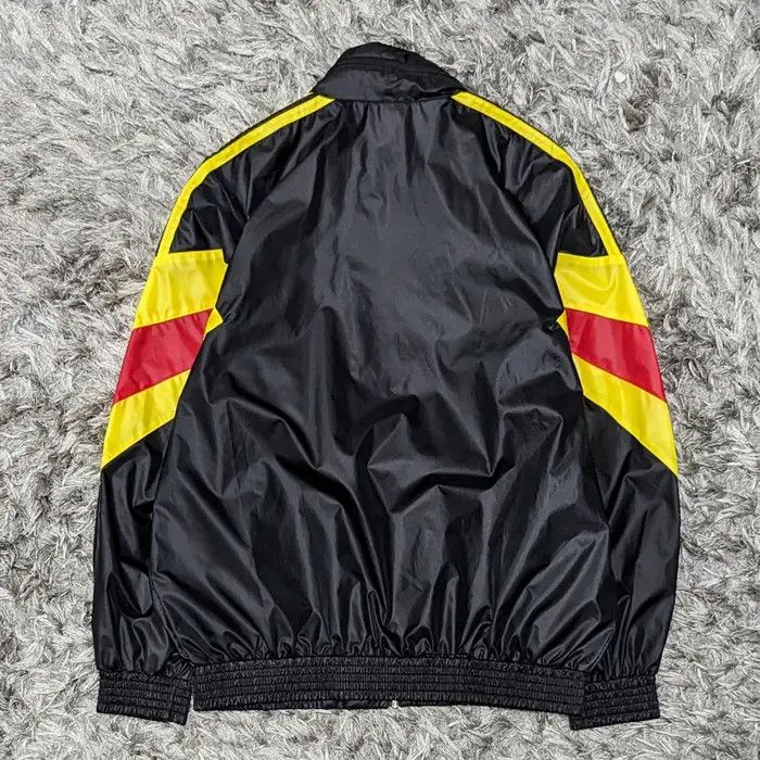 Vintage 90s Adidas Windbreaker Jacket Nylon Sweater Hoodie