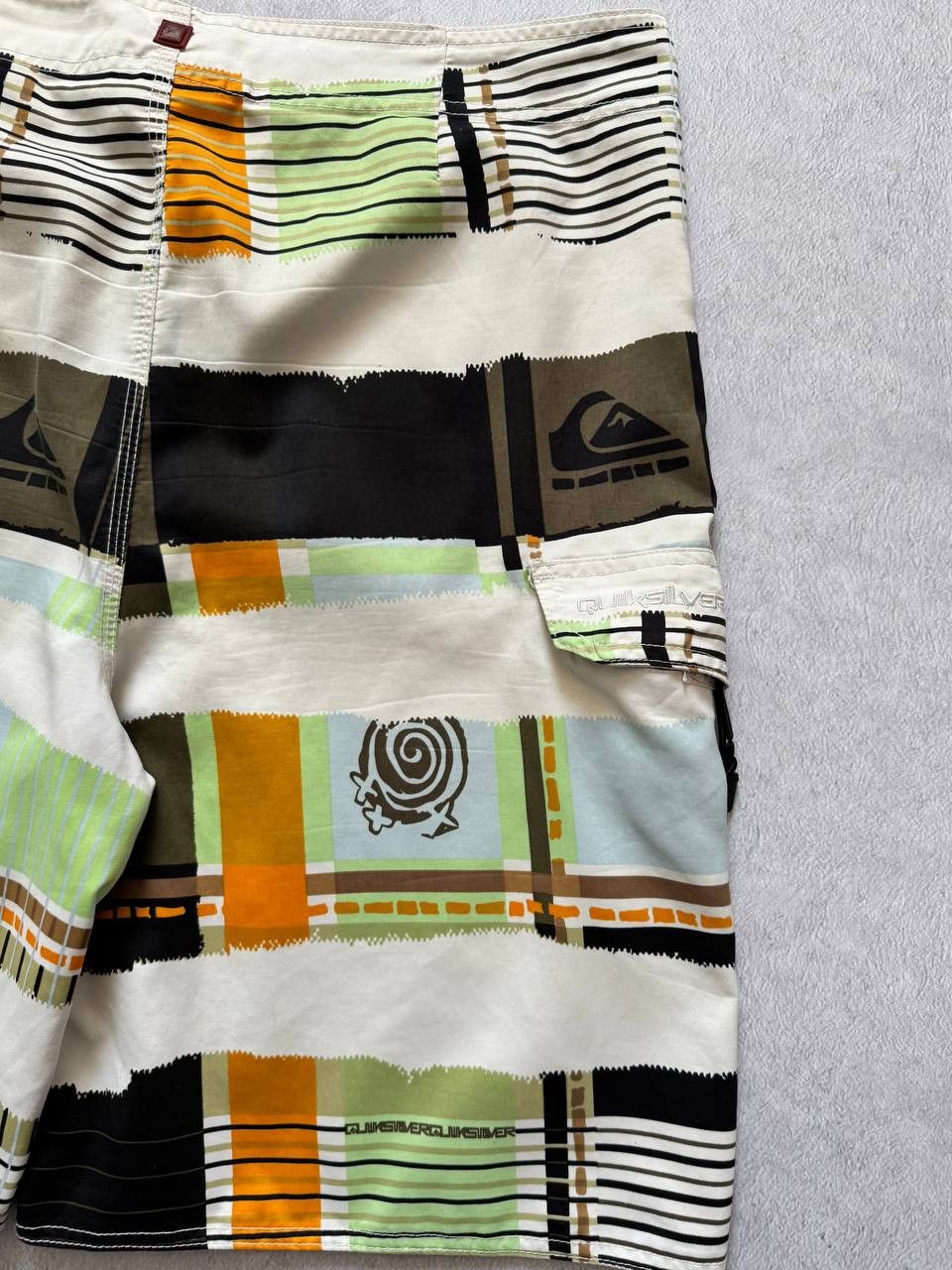Quiksilver Y2K Quiksilver Surfwear Baggy Graphic Swim Board Surf Shorts Size US 36 / EU 52 - 7 Thumbnail
