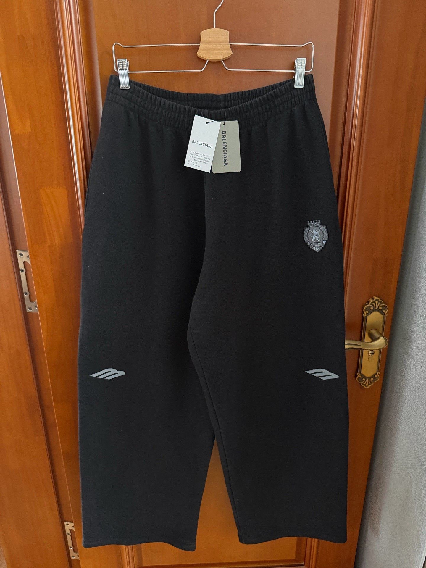 Balenciaga Balenciaga Black Pants 26 Women Size 26" / US 2 / IT 38 - 1 Thumbnail
