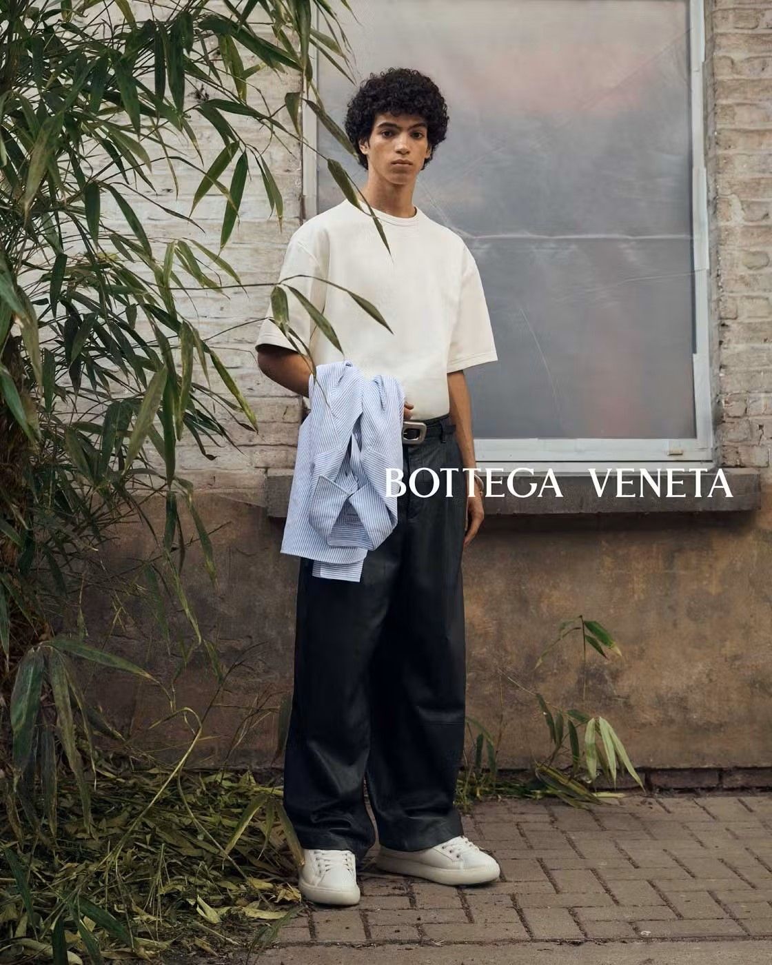 Bottega Veneta White Calfskin Pillow Hi-Top Sneakers Size US 11 / EU 44 - 5 Thumbnail
