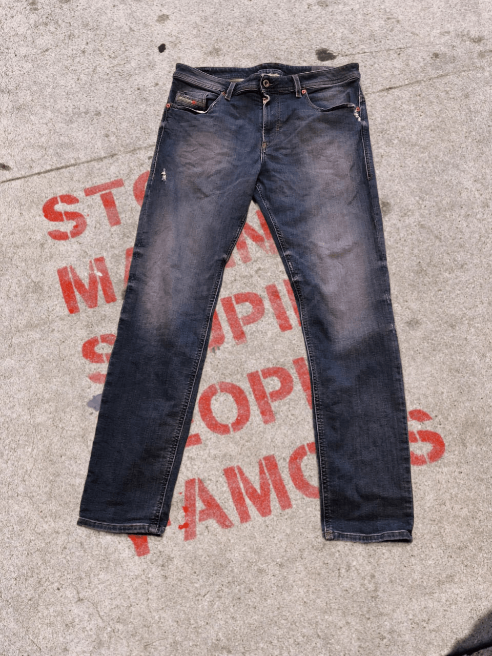 Diesel Diesel Jeans Size US 34 / EU 50 - 1 Thumbnail