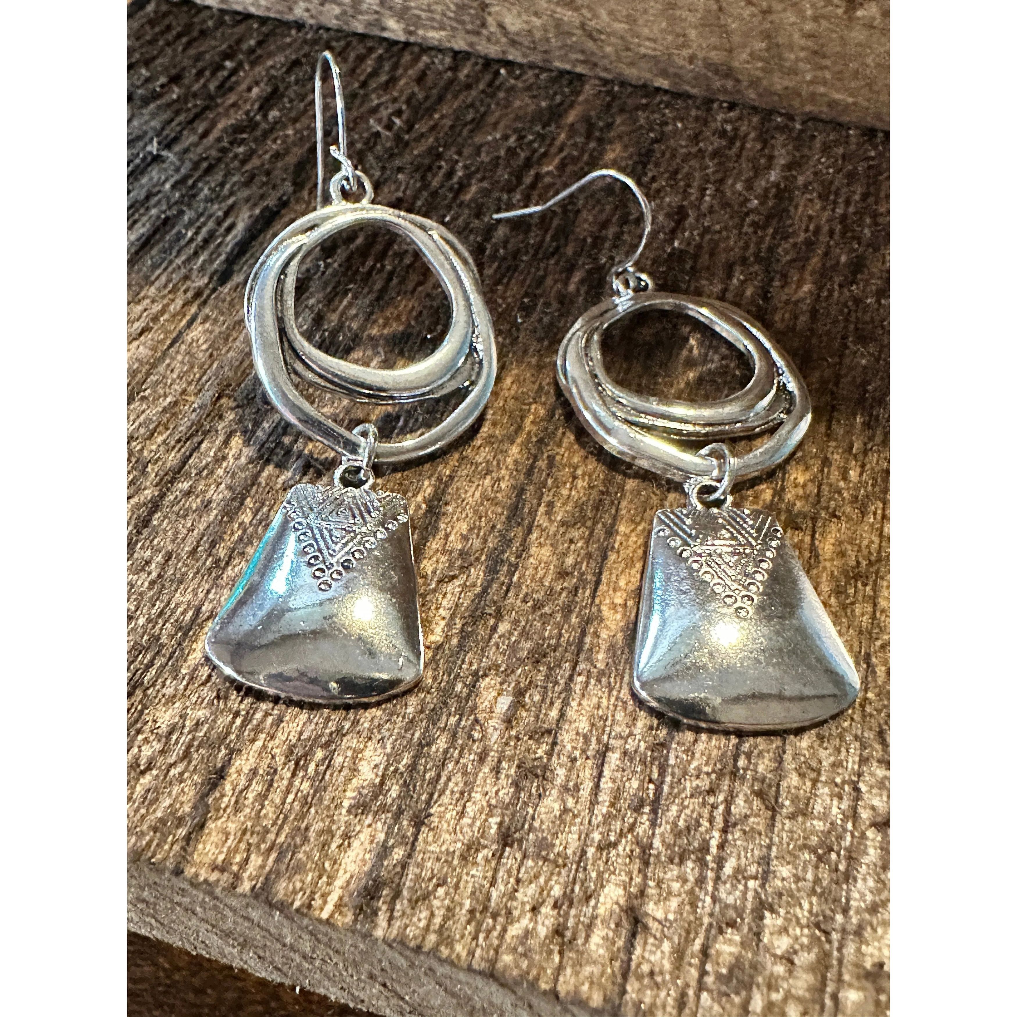 Other Boho Hippie Western Cowgirl Circle Silver Drop Wire Earrings Size ONE SIZE - 5 Thumbnail