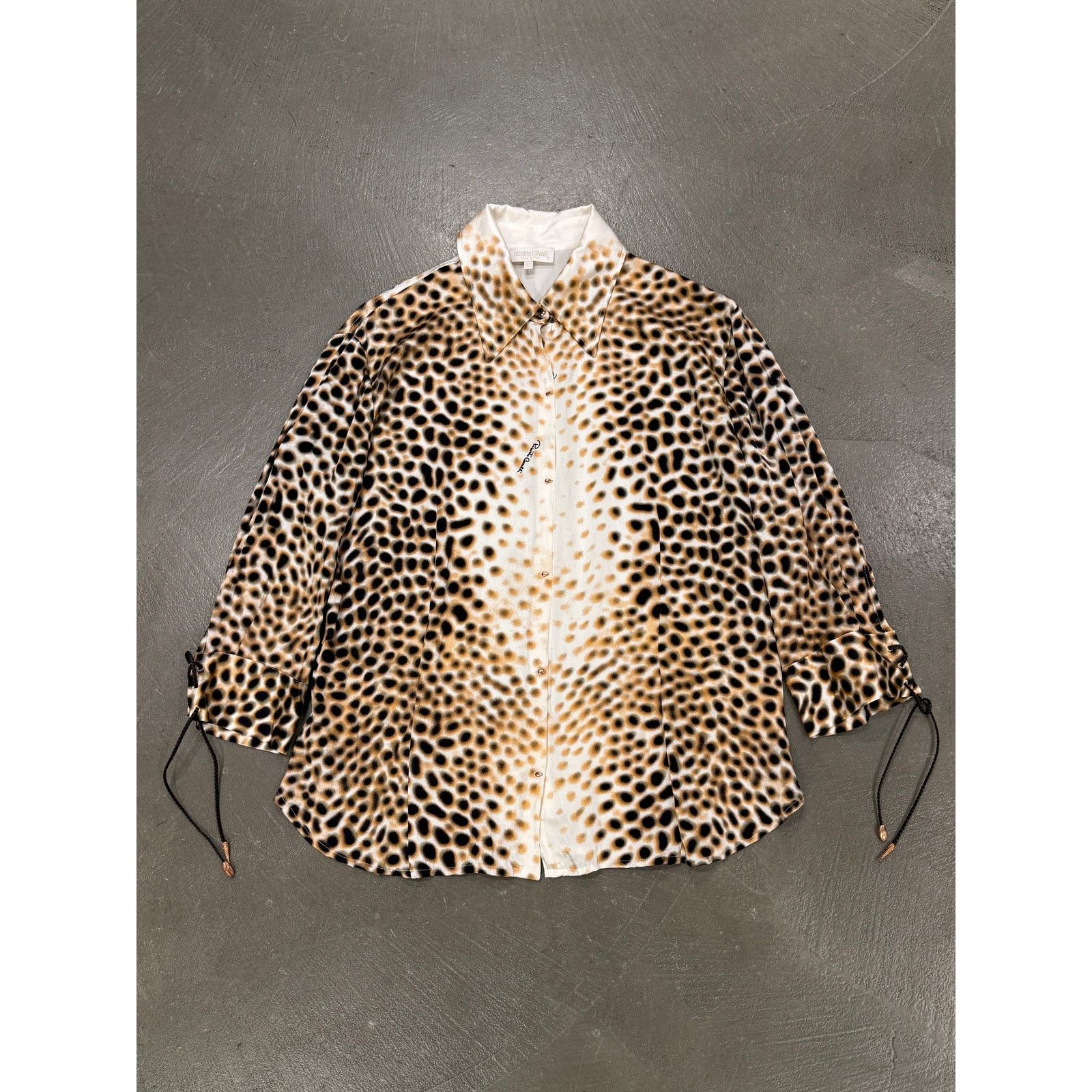 Roberto Cavalli 2000s Roberto Cavalli Leopard Print silk shirt Size M / US 6-8 / IT 42-44 - 2 Thumbnail