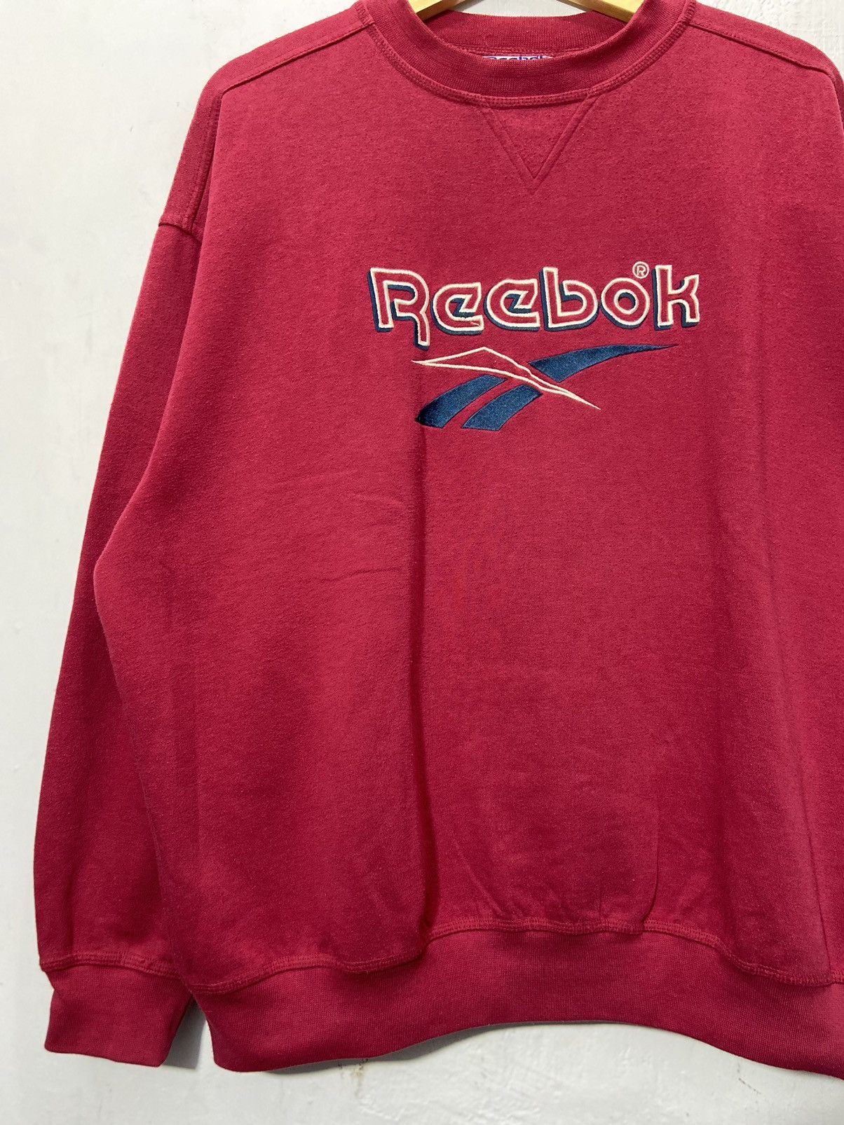 Reebok Vintage Reebok Embroidered Logo SpellOut Sweatshirt Size US XL / EU 56 / 4 - 5 Thumbnail