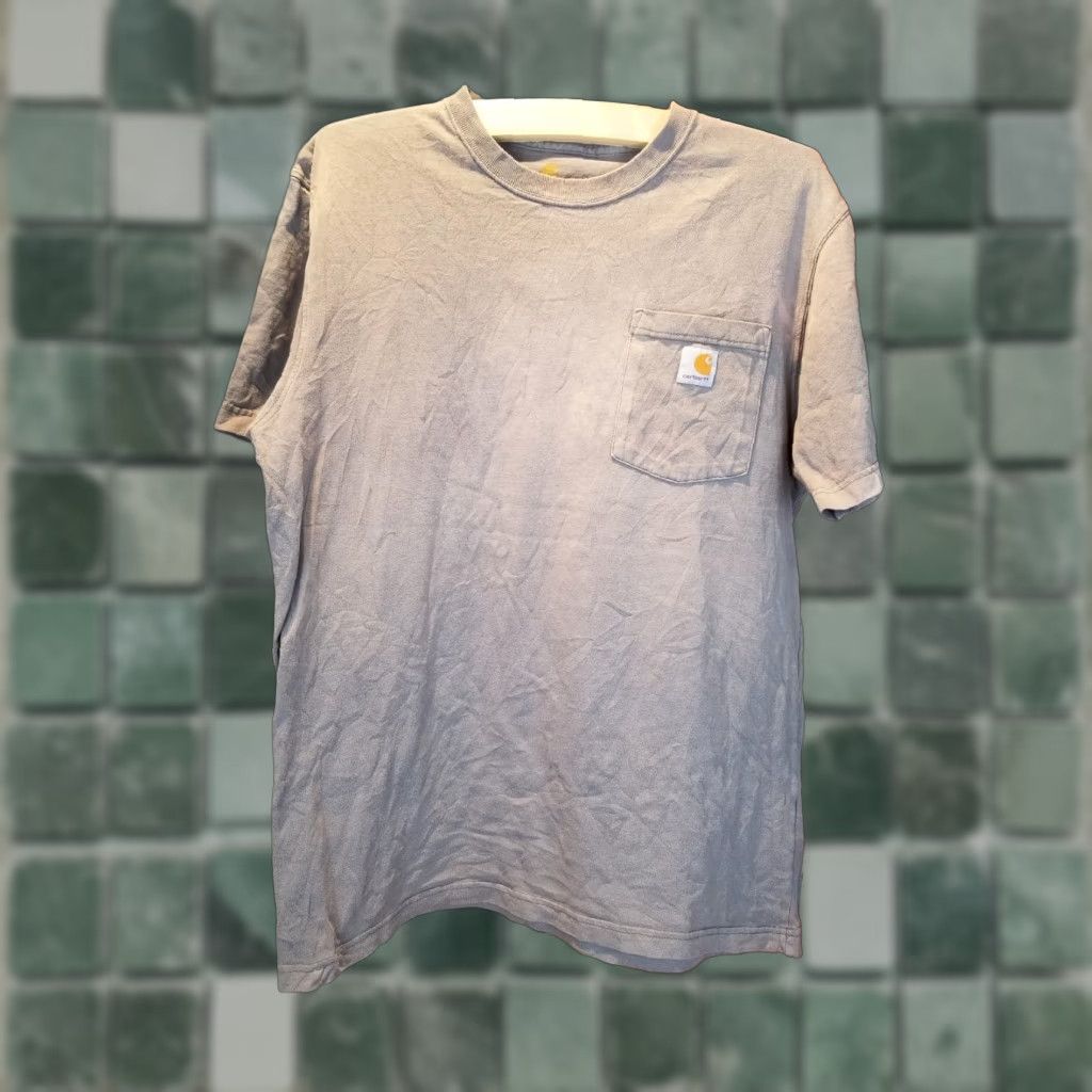 Carhartt VINTAGE Carhartt ONE POCKET GRADIENT SUN FADED BOXY COTTON T-SHIRT SZ M Shirt Mens T-Shirt Gray 23 INCH CHEST 29 INCH TBOT Size US M / EU 48-50 / 2 - 1 Thumbnail