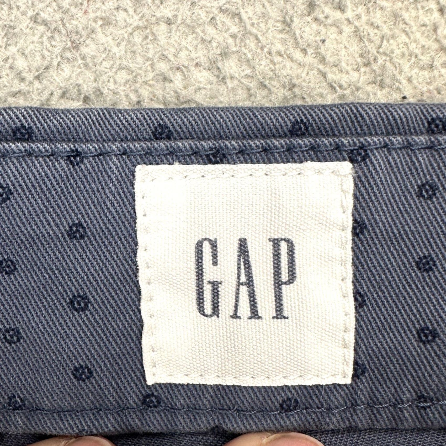 Gap Gap Mens Khaki Shorts 34X10 Blue Geometric Flat Front Pocket Casual Stretch NEW Size US 34 / EU 50 - 3 Thumbnail