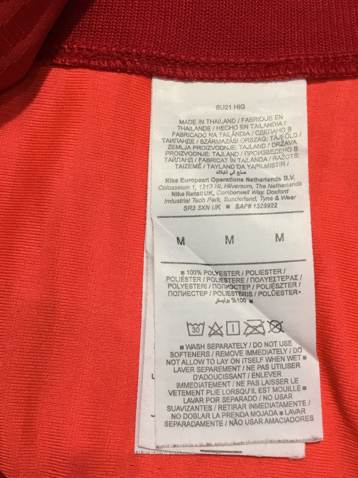 Nike Jersey Nike Liverpool Size M Men's #4 Virgil Van Dijk Size US M / EU 48-50 / 2 - 8 Thumbnail
