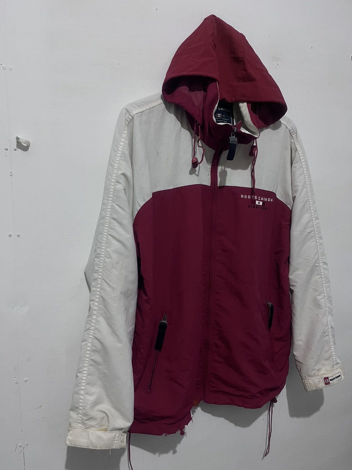 Roots Roots Canada Vintage Hooded Windbreaker Jacket Size US XL / EU 56 / 4 - 4 Thumbnail