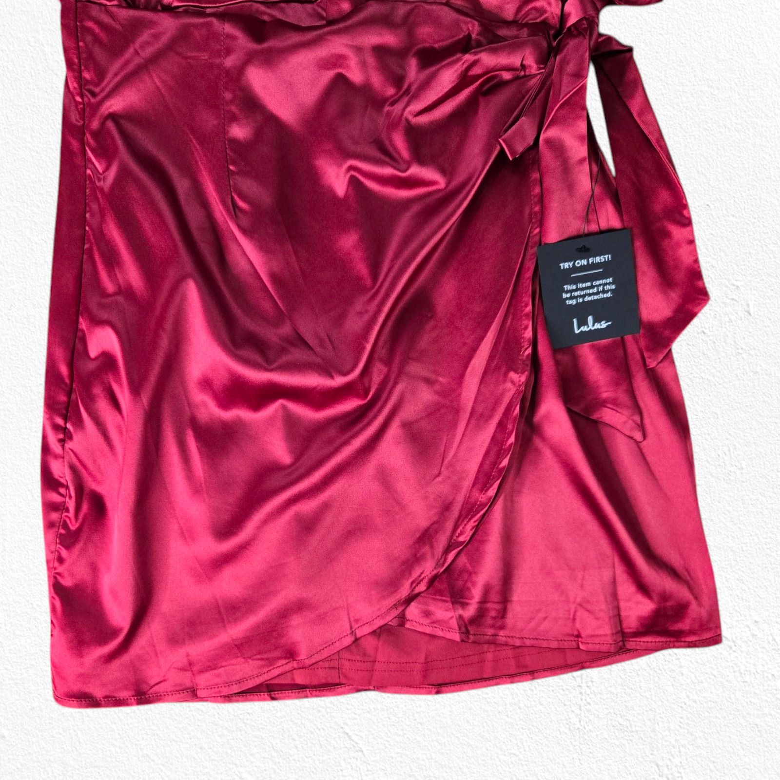 Other Lulus Red Satin Faux Wrap Mini Dress Size Medium Size M / US 6-8 / IT 42-44 - 7 Thumbnail