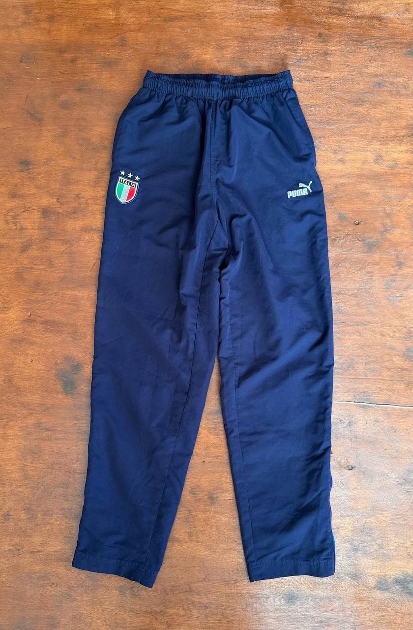 Puma Italy 2004/2006 Drill Football Nylon Pants Puma sz S Size US 28 / EU 44 - 1 Thumbnail