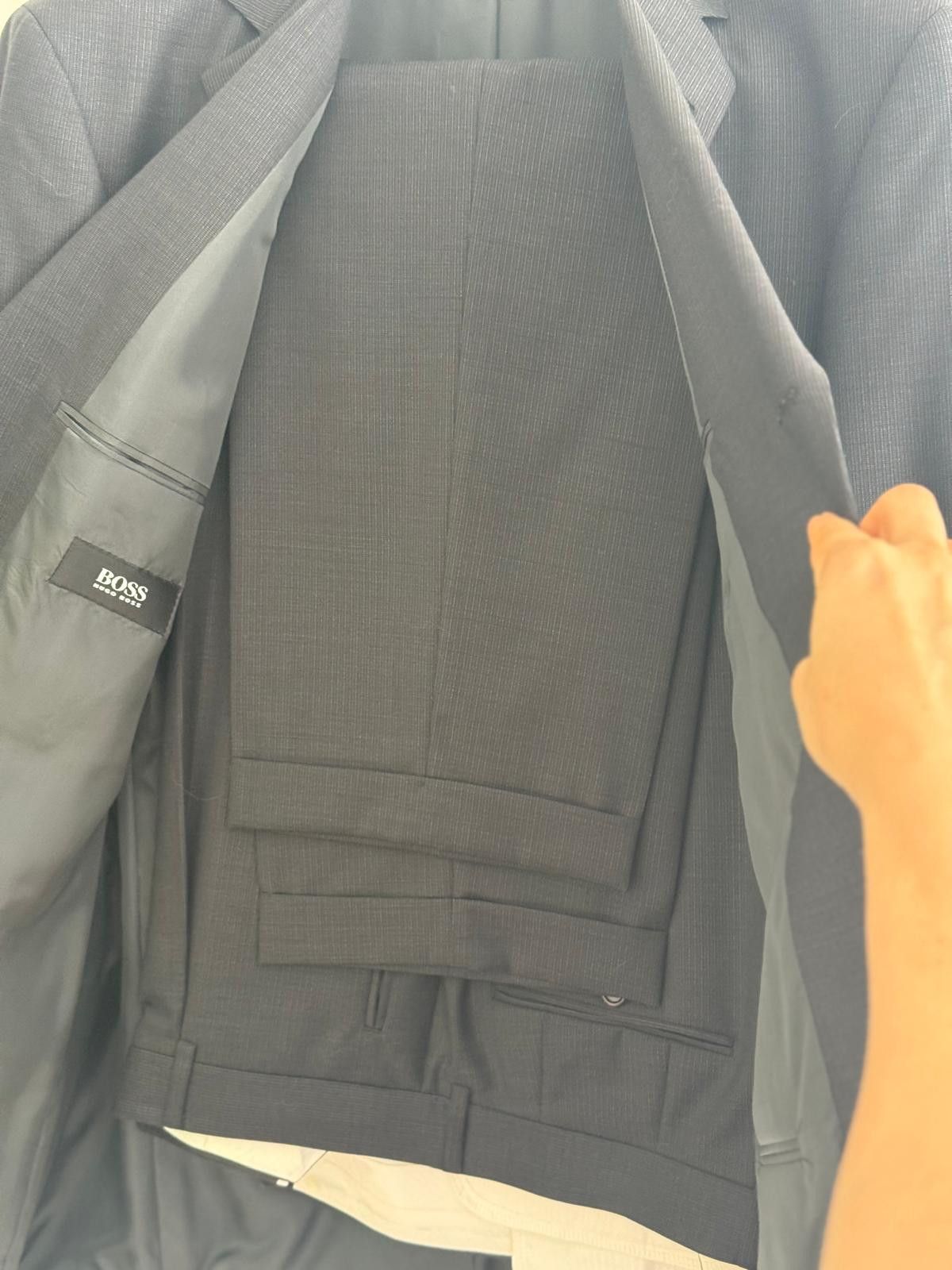 Hugo Boss Men Suits Size 46R - 3 Thumbnail