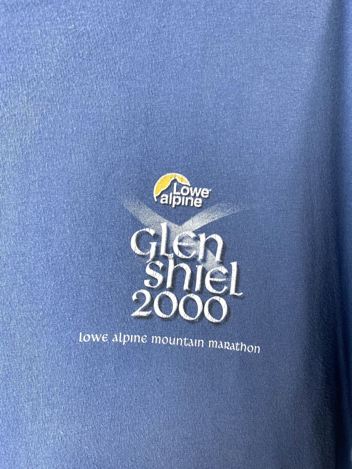 Vintage 00’s Vintage Lowe Alpine Mountain Marathon T Shirt Gorpcore Size US L / EU 52-54 / 3 - 4 Thumbnail
