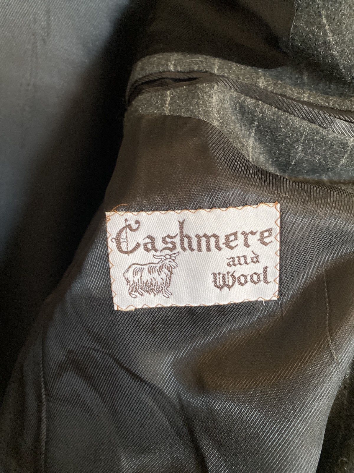 Other Vintage Wool & Cashmere Suit Size 54R - 3 Thumbnail