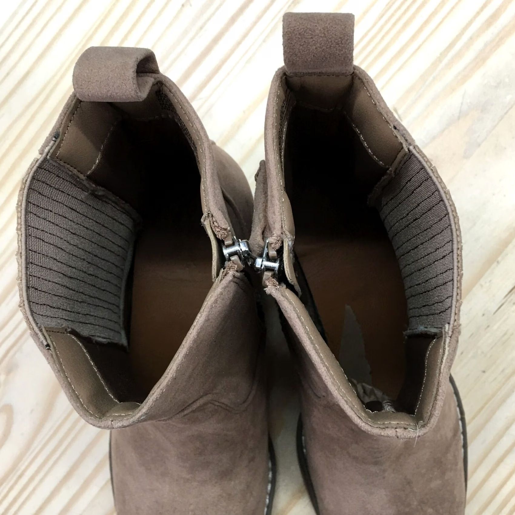 Vintage Universal Thread Boots Womens 8 Solita Ankle Bootie Brown Faux Leather Zip Block Boots Size US 8 / IT 38 - 5 Thumbnail
