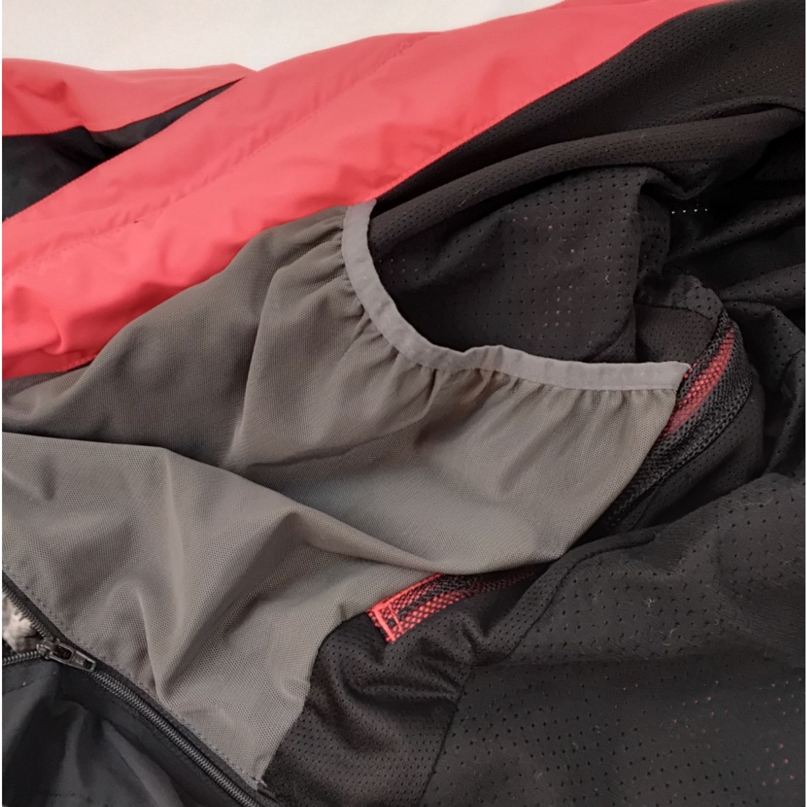 Oakley Oakley Pro Rider Series Ski Jacket Men's L Red/Black Hooded Size US L / EU 52-54 / 3 - 11 Thumbnail