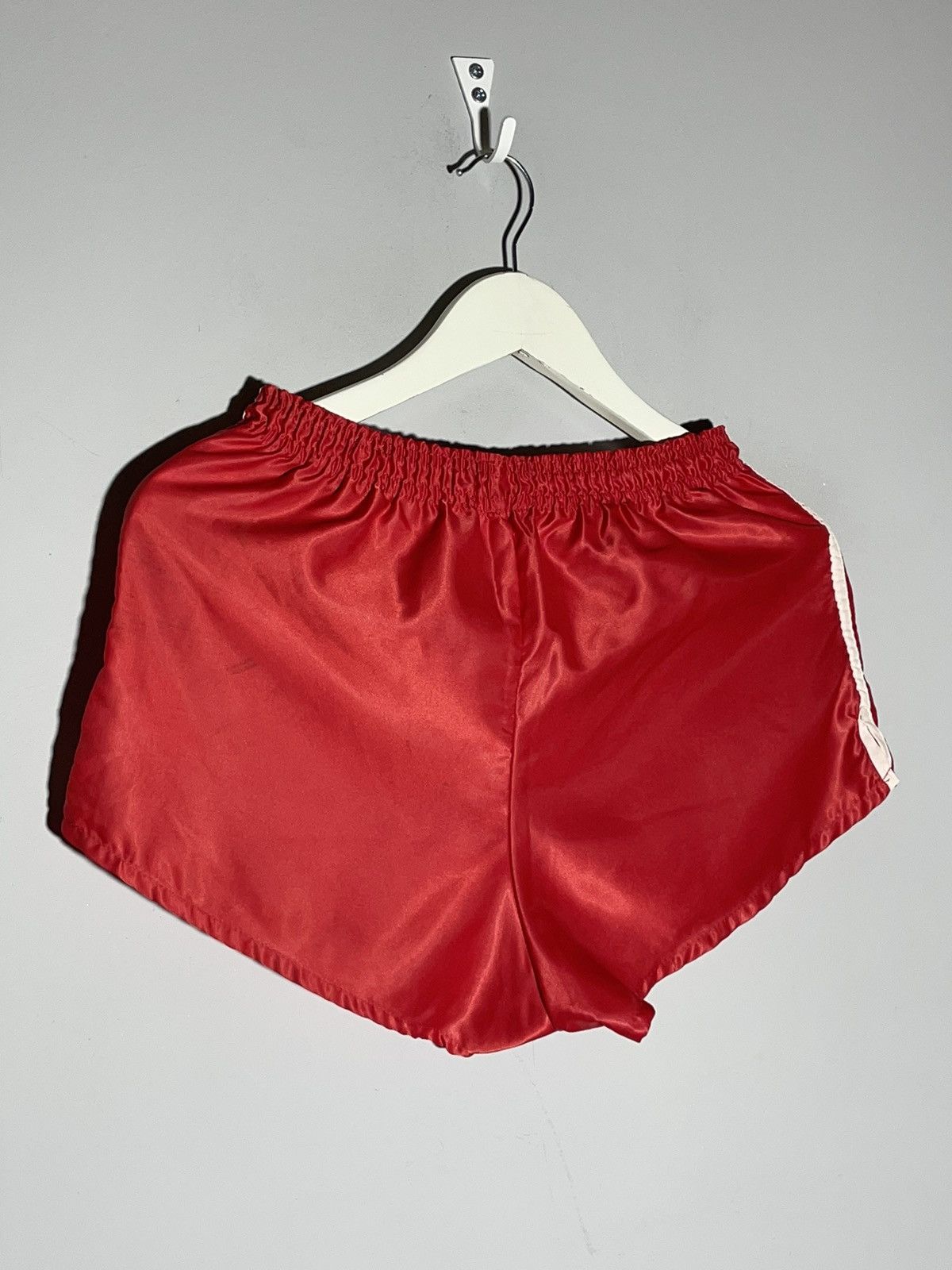 Umbro × Vintage Liverpool FC Umbro 1979/83 Vintage Rare Football Shorts Size US 30 / EU 46 - 7 Thumbnail