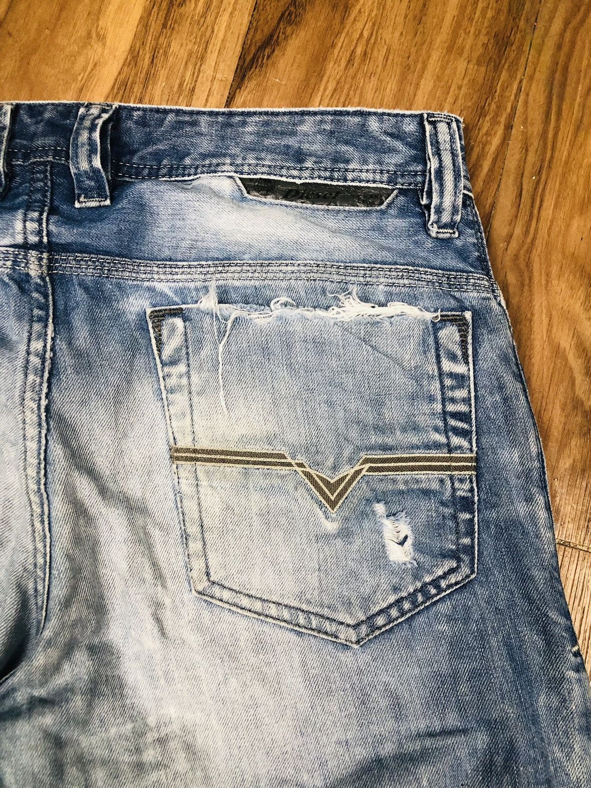 Diesel Diesel Industry Distress Jeans (33) Size US 28 / EU 44 - 22 Thumbnail