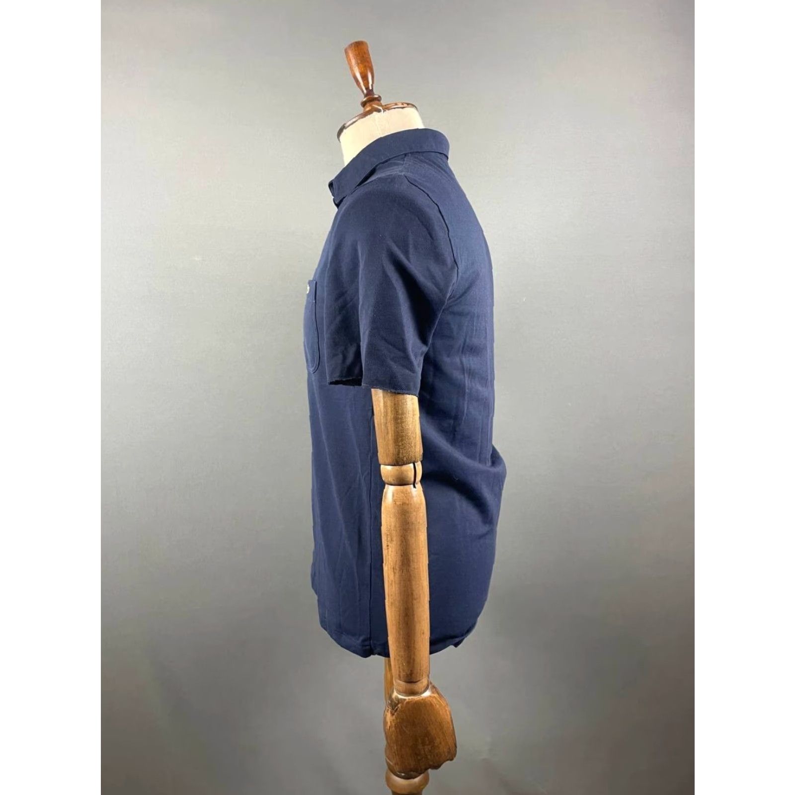 Lacoste Lacoste Mens Regular-Fit Casual Shirt Navy 40 Button-Down Front Pockets Shirt Regular Mens Navy Front Pockets Size US L / EU 52-54 / 3 - 7 Thumbnail