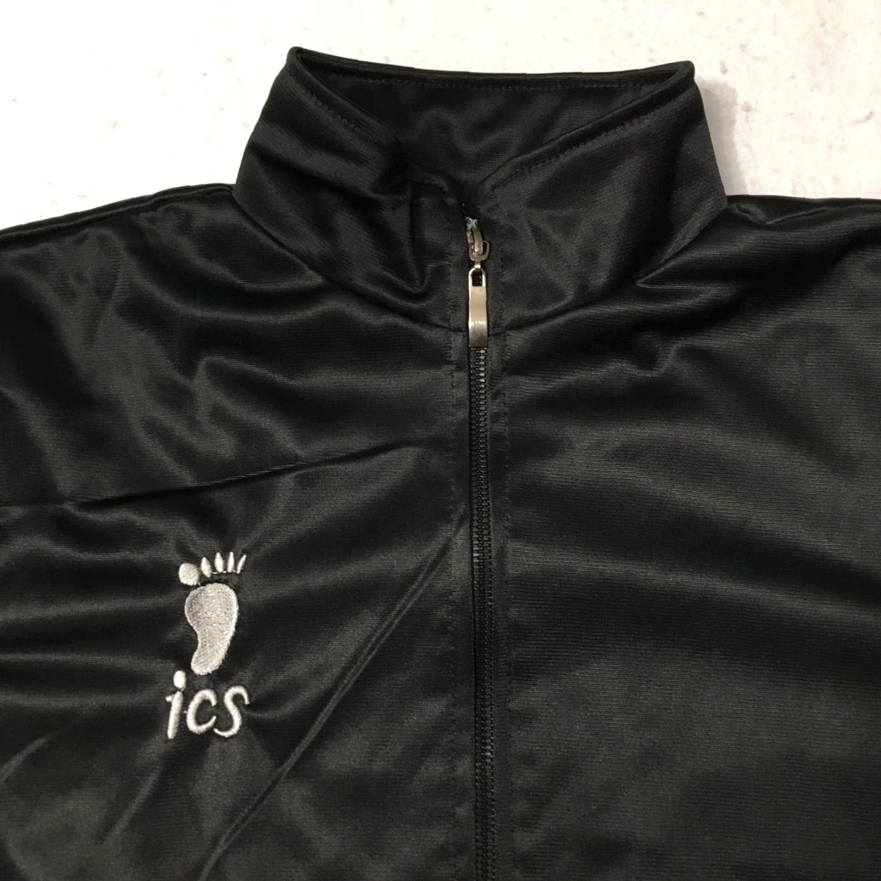 Vintage VINTAGE Fandomaniax Haikyuu Karasuno High Jacket Black ICS Jacket Unisex Adults M Black Logo Windbreaker Anime - Mens Size US M / EU 48-50 / 2 - 4 Thumbnail