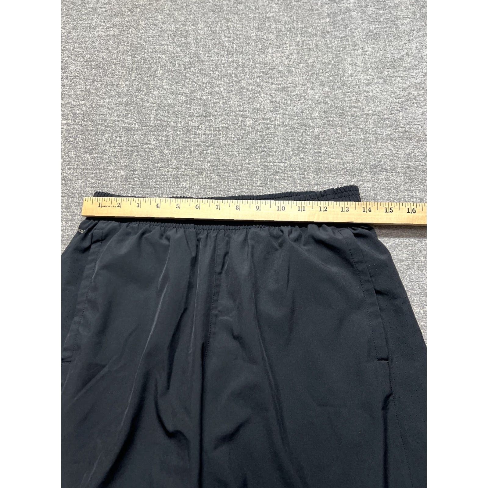 Vintage Skora Qwick-Dry Shorts Mens Small Black Drawstring Athletic Quick Dry Breathable Lightweight Size US 29 - 3 Thumbnail
