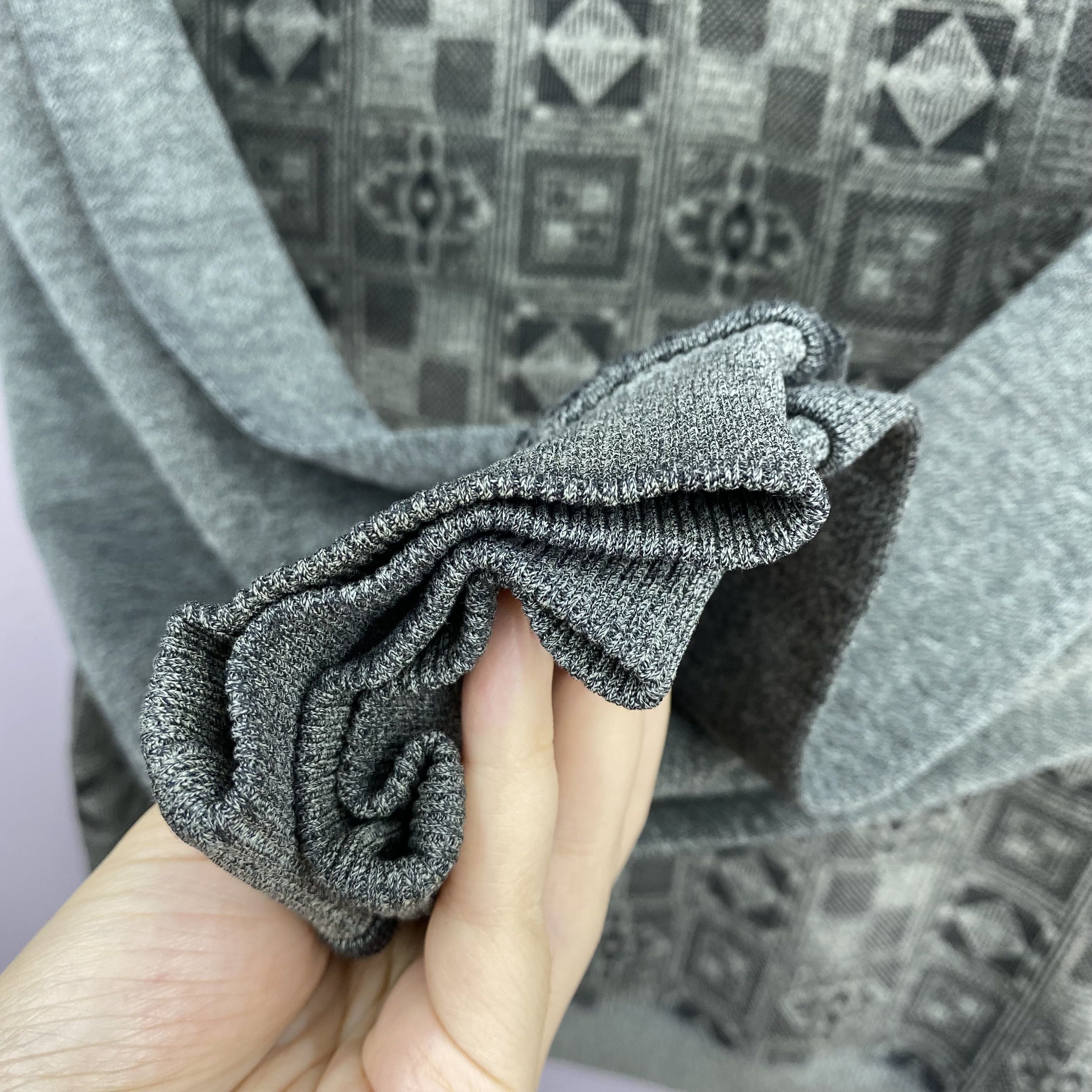 Pierre Balmain Vintage 90s Pierre Balmain Sweatshirt Geometric Sweater Size M / US 6-8 / IT 42-44 - 5 Thumbnail