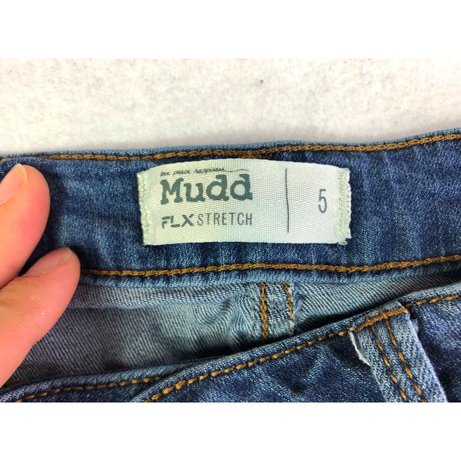Vintage Mudd Blue Jean Skirt Juniors Size 5 25" Waist Measured, Denim Cotton, Regular Fit, Zip Closure, Short Mini Skirt, Vintage No, Blue Size 27" / US 4 / IT 40 - 6 Thumbnail