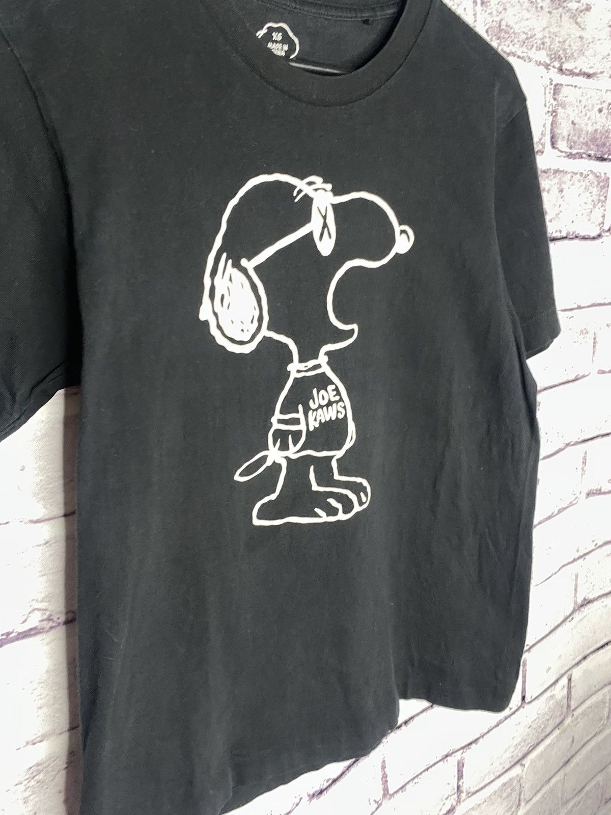 Kaws × Uniqlo Men's vintage tee Uniqlo x Kaws x Peanuts T-shirt Size US XS / EU 42 / 0 - 5 Thumbnail