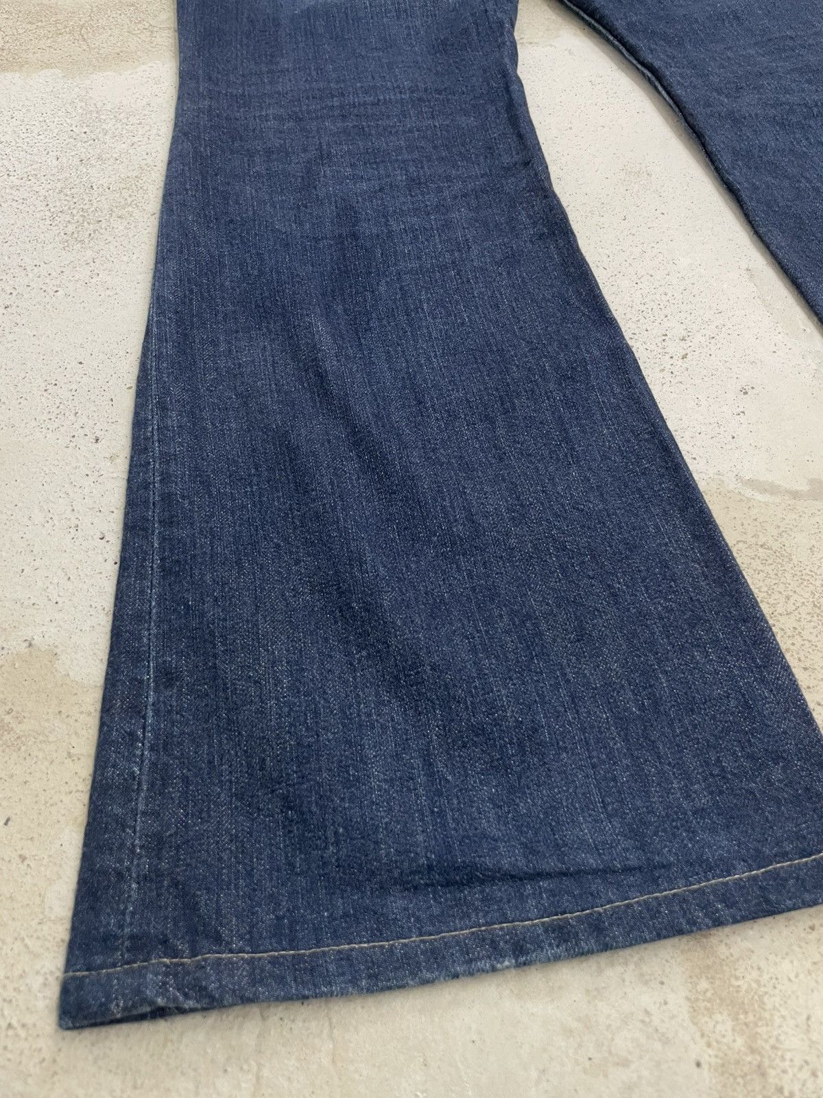 Levi's Levis Whiskering Flare Unisex Button Backpocket Size US 32 / EU 48 - 13 Thumbnail