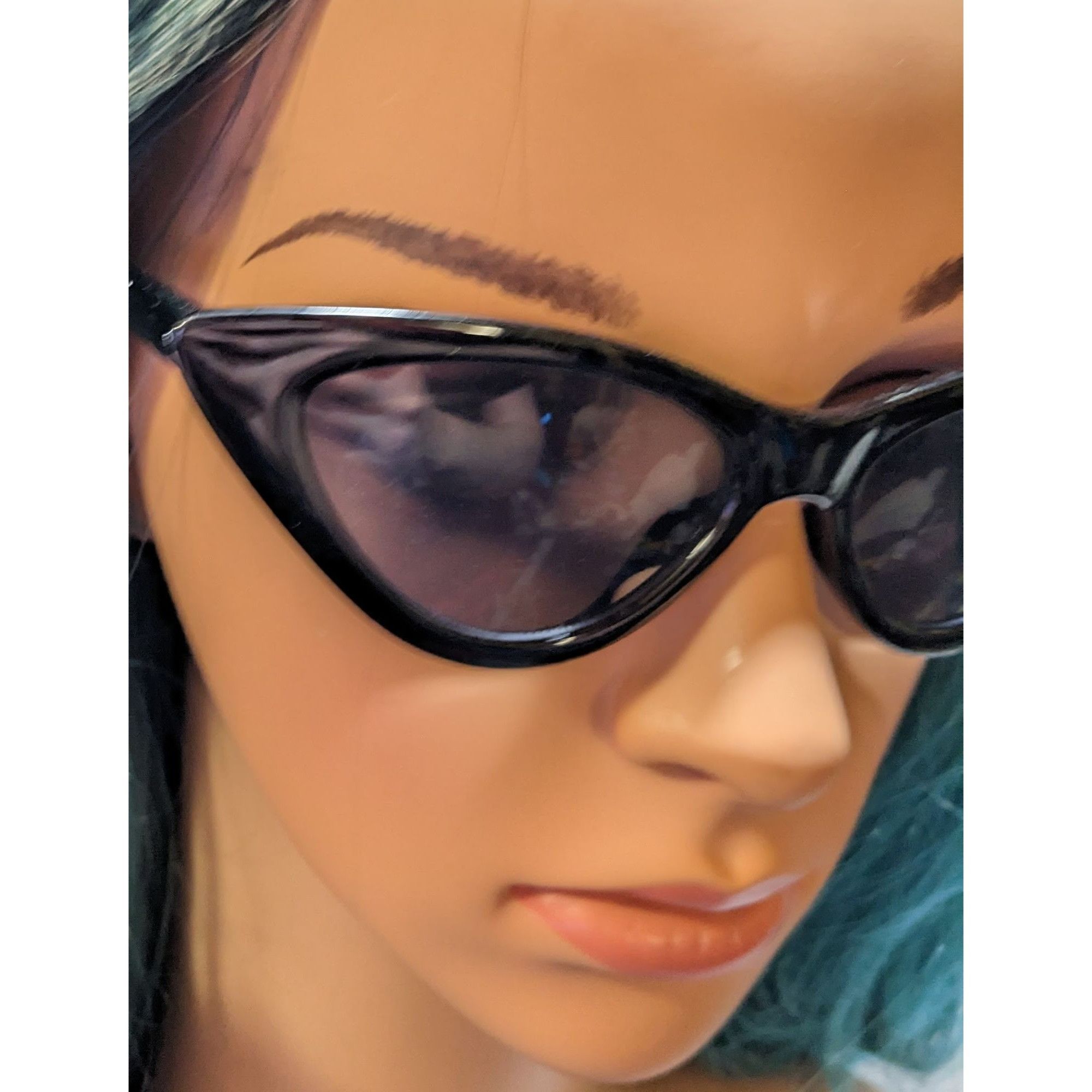 Other Sojos Gothic Vampire Slim Black Cateye Sunglasses Size ONE SIZE - 9 Thumbnail