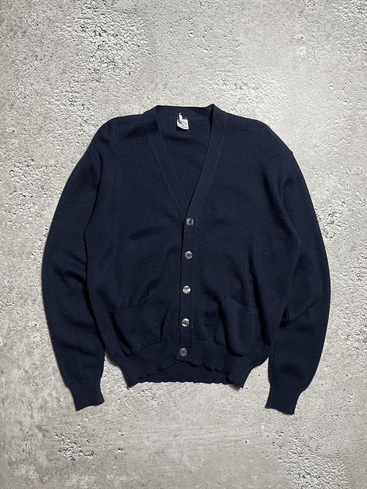 Vintage Vintage Fine Knit Wool Cardigan – Made in Italy, Size 50 Size US M / EU 48-50 / 2 - 1 Thumbnail