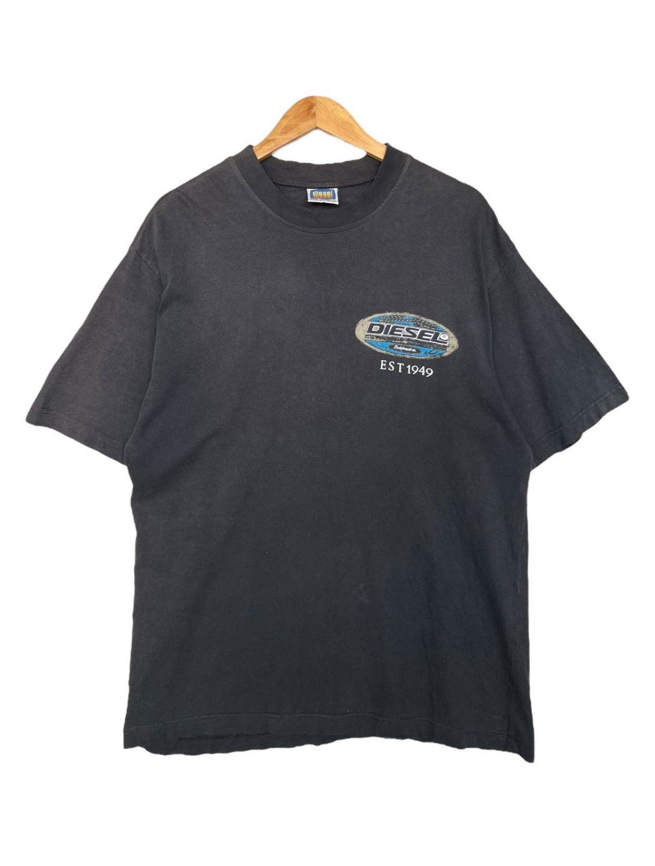 Vintage Vintage 90s Diesel Industrial Logo Sunfaded Black Tees Size US L / EU 52-54 / 3 - 2 Thumbnail