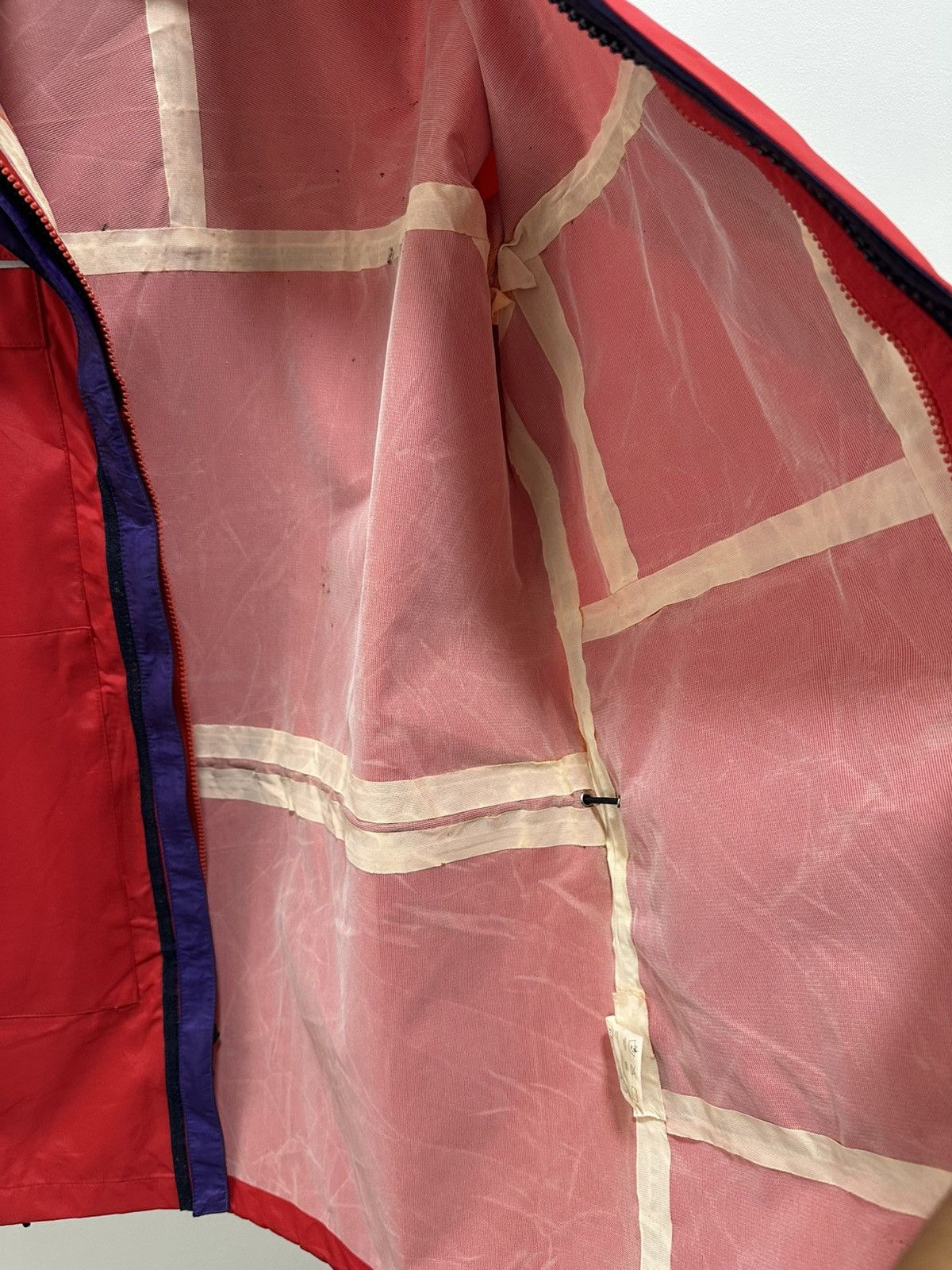 Patagonia Vintage Patagonia Rain Jacket Design WaterProof Jacket Size US XL / EU 56 / 4 - 9 Thumbnail