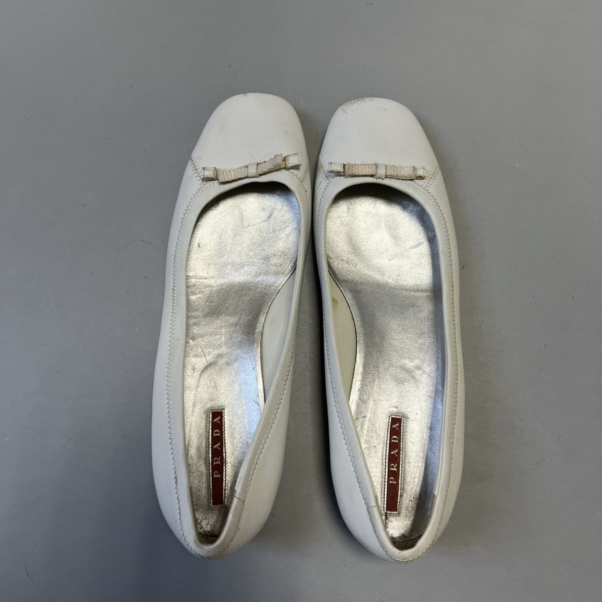 Prada Prada White Leather Bow Ballet Flats Vintage Size US 7 / IT 37 - 7 Thumbnail