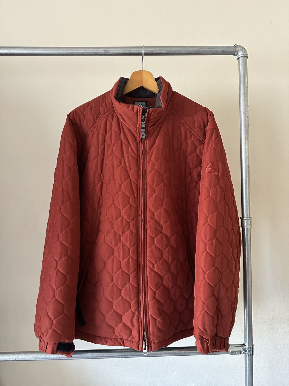 Nike ACG 2000s Nike ACG Prima Loft Diamond Quilted Jacket Size US L / EU 52-54 / 3 - 1 Thumbnail