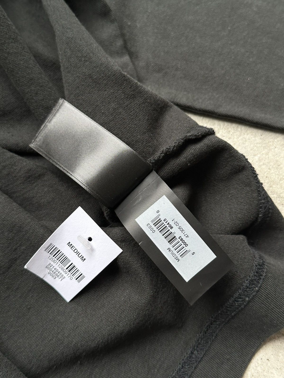 Balenciaga × Gap × Kanye West Yeezy Gap Dove Long Sleeve Size US M / EU 48-50 / 2 - 11 Thumbnail