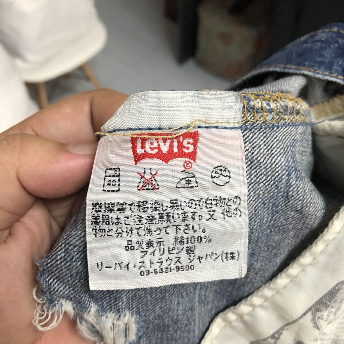 Levi's DL Levis 501 Blue ripped Distressed Denim Pants #C144 Size US 32 / EU 48 - 23 Thumbnail
