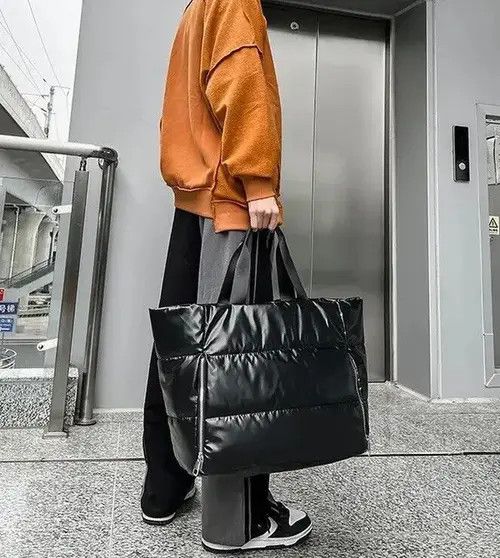 Japanese Brand Fashion y2k zip quilted messenger bag tote bag Size ONE SIZE - 2 Thumbnail