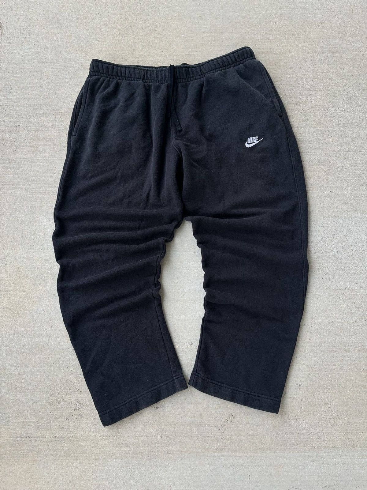Vintage Vintage Nike Sweatpants Size US 38 / EU 54 - 1 Thumbnail