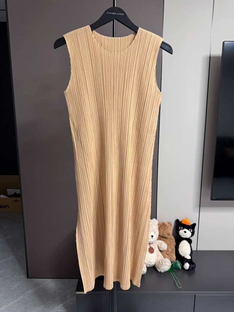 Issey Miyake Issey Miyake PP21-JH245 Sleeveless Dress - dmc Size M / US 6-8 / IT 42-44 - 1 Thumbnail