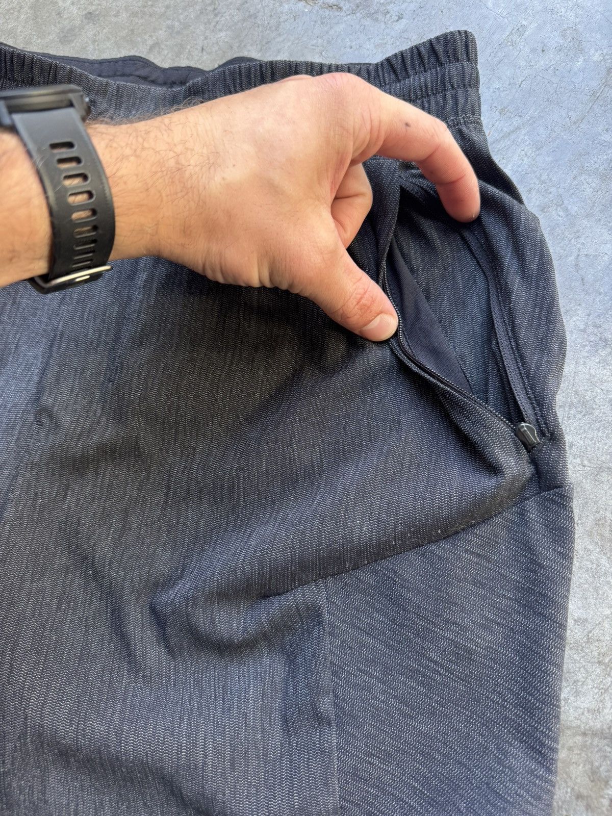 Lululemon Men’s Lululemon Pace Breaker 7” Inseam Athletic Shorts Size US 30 / EU 46 - 3 Thumbnail