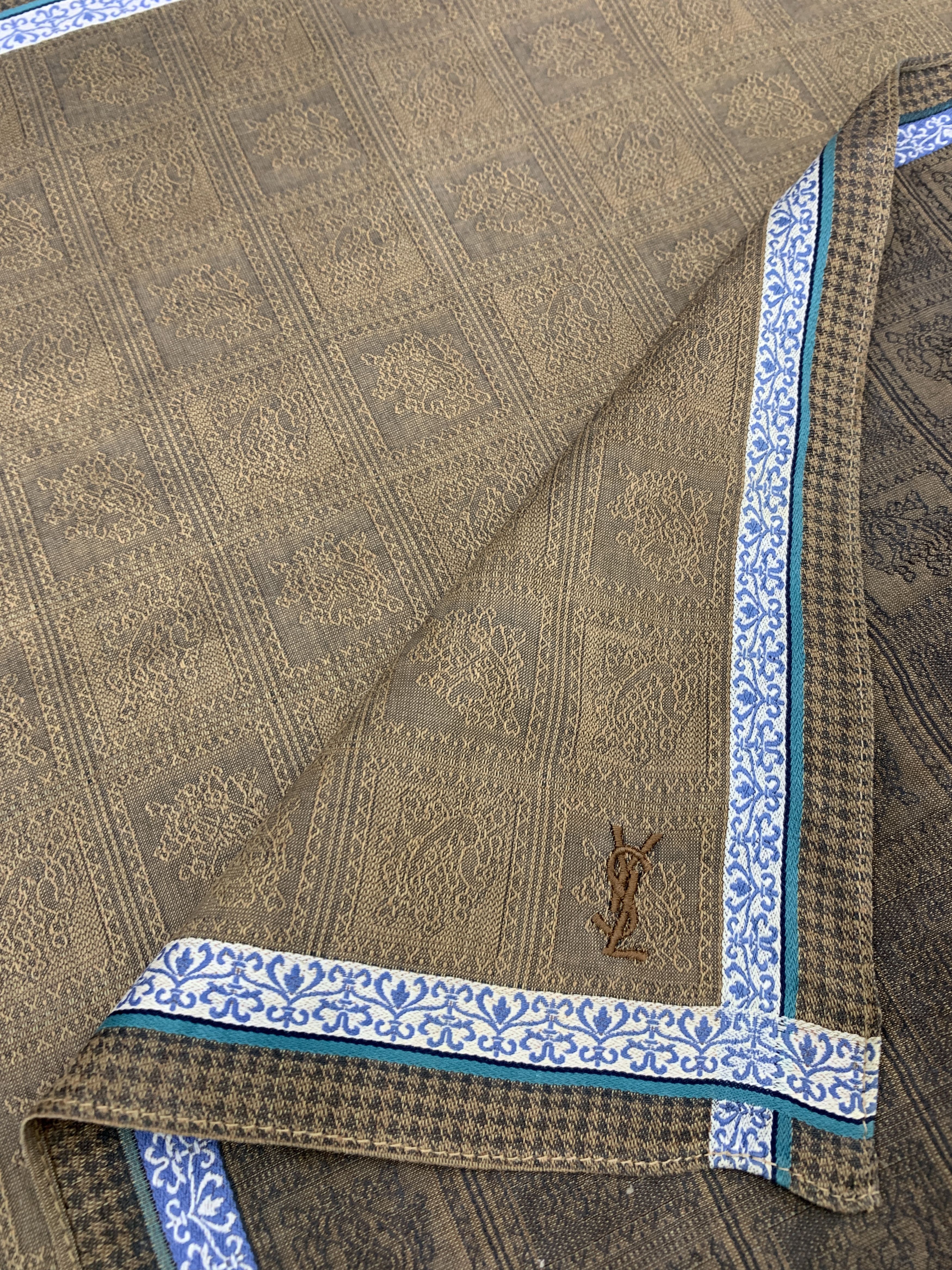 Vintage × Yves Saint Laurent Vintage Yves Saint Laurent Neckerchief/Handkerchief - HKA930 Size ONE SIZE - 7 Thumbnail
