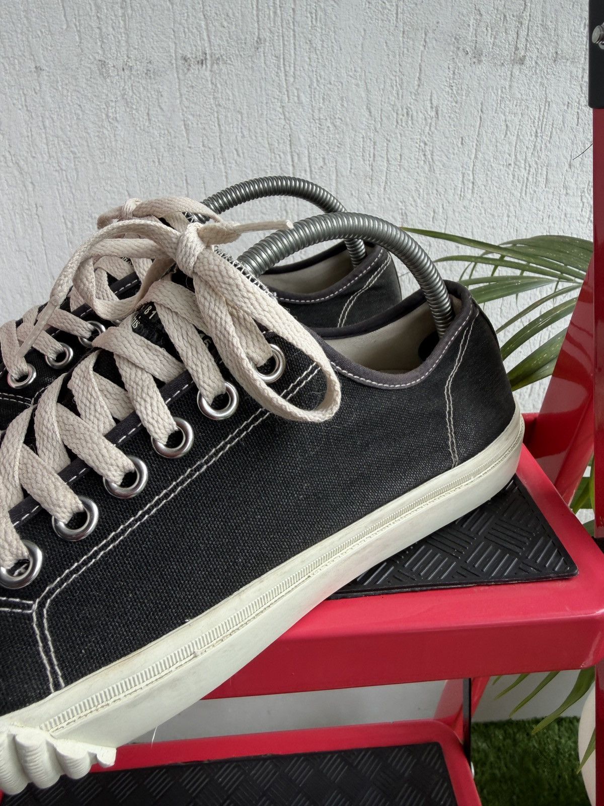 Maison Margiela tabi canvas sneaker Size US 8 / IT 38 - 13 Thumbnail