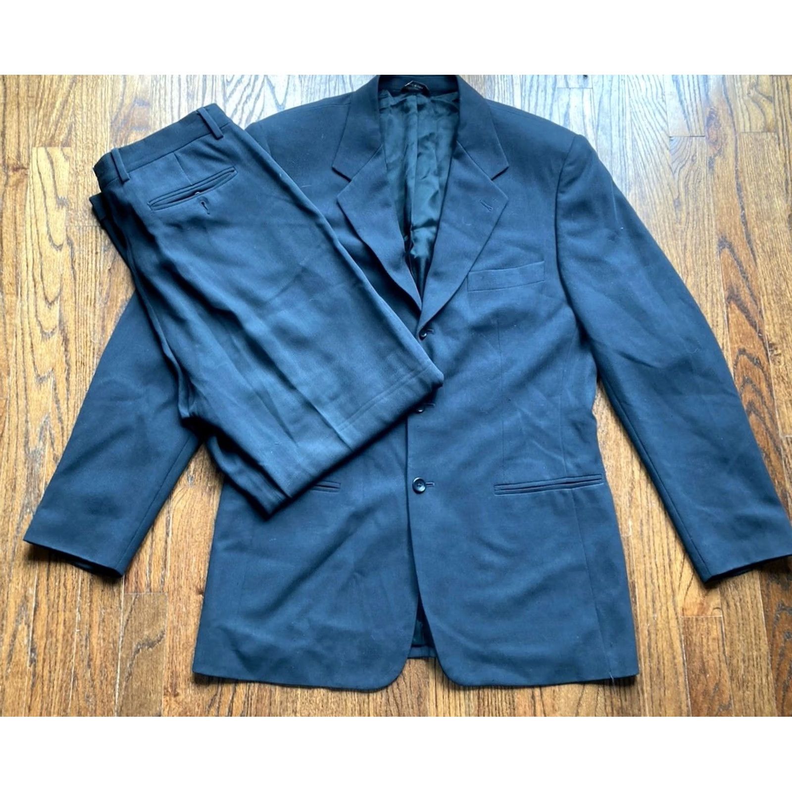 Banana Republic Banana Republic 2 Piece Suit Mens Size 42L Gray Wool Made In Italy 100% Wool Dry Clean Only Size 42R - 2 Thumbnail