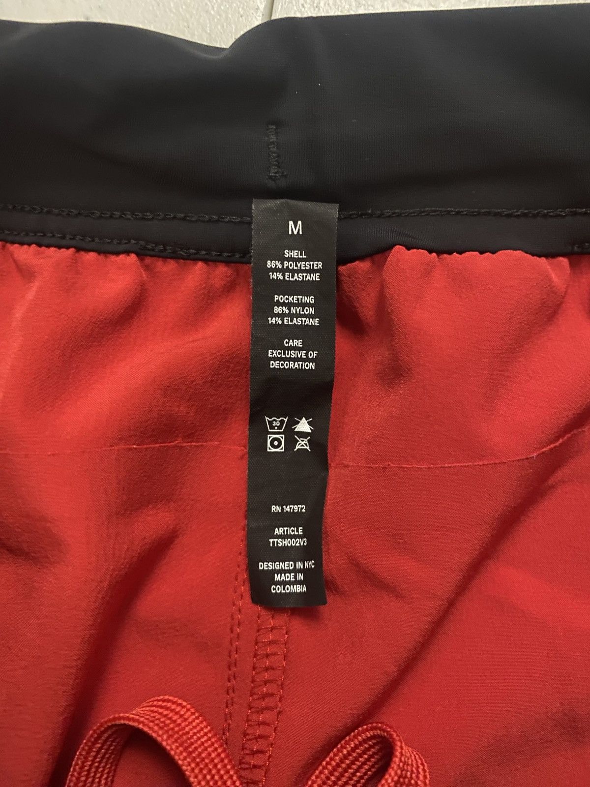 Ten Thousand Ten Thousand Red/Black Techno The Interval unLined Short Med Size US 34 / EU 50 - 2 Thumbnail
