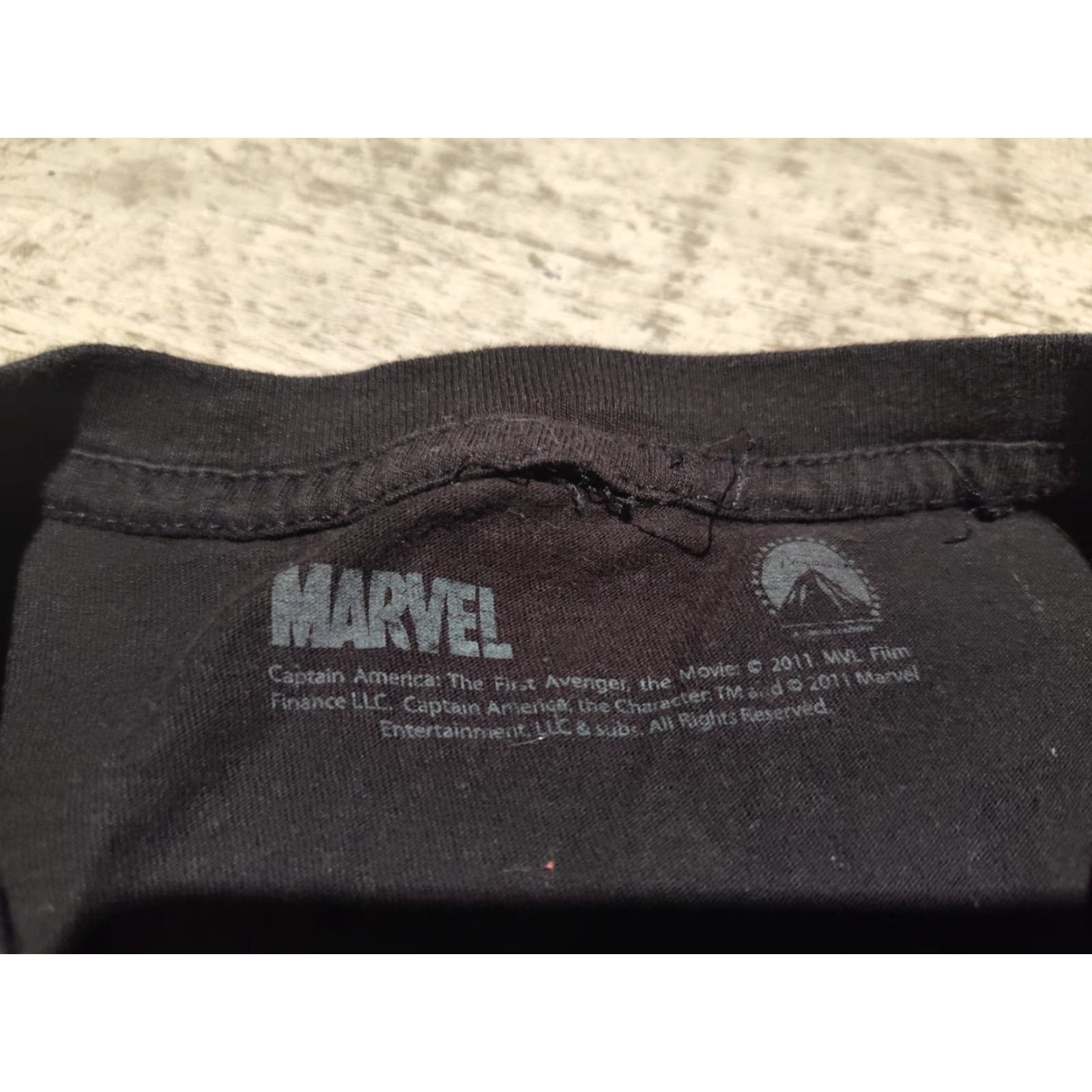 Vintage VINTAGE Marvel Captain America Movie T-Shirt Men Large Black Graphic Print 2011 Comic Fan Size US L / EU 52-54 / 3 - 3 Thumbnail