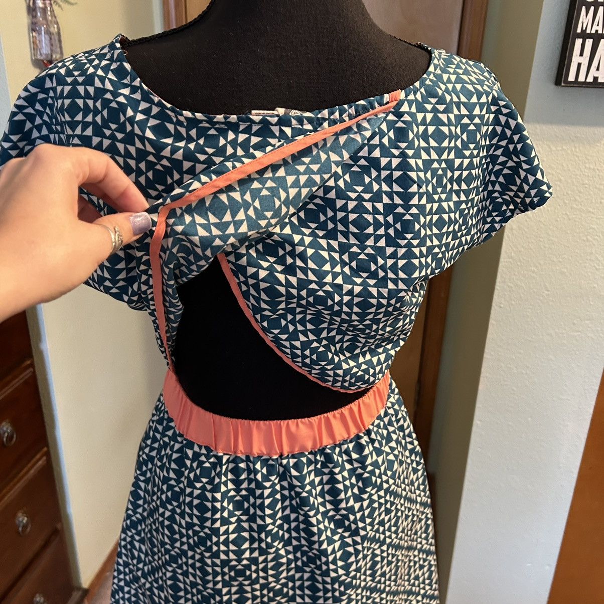 Other Roxy teal peach geometric short sleeve skater dress size S Size S / US 4 / IT 40 - 7 Thumbnail